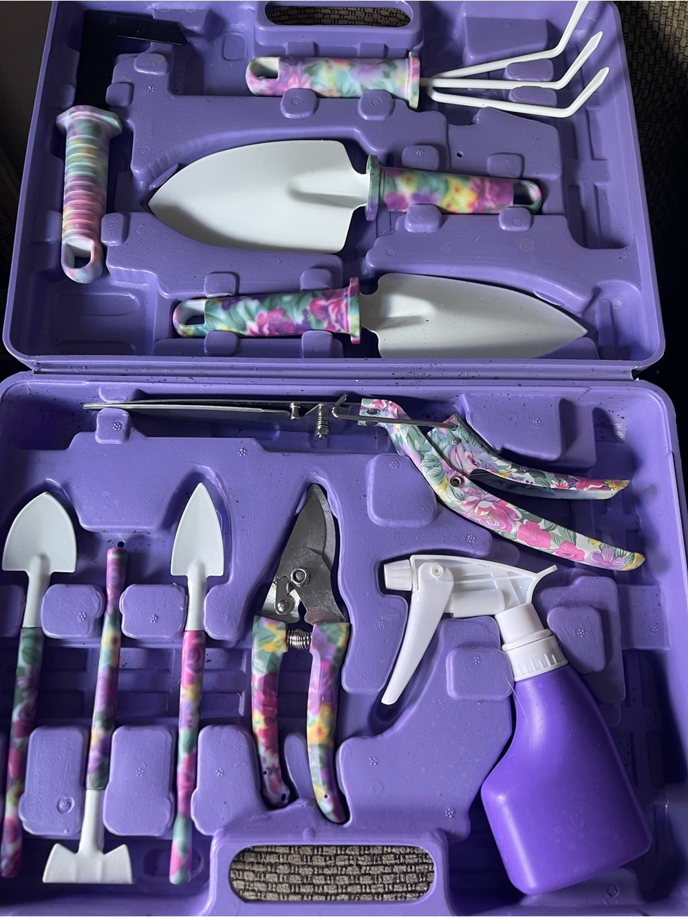 Purple Portable Floral Garden Tool Set - in Snap closed case